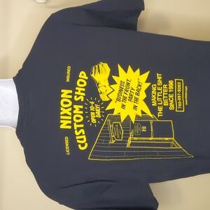 Men's XL Nixon Navy Blue T-shirt EUC